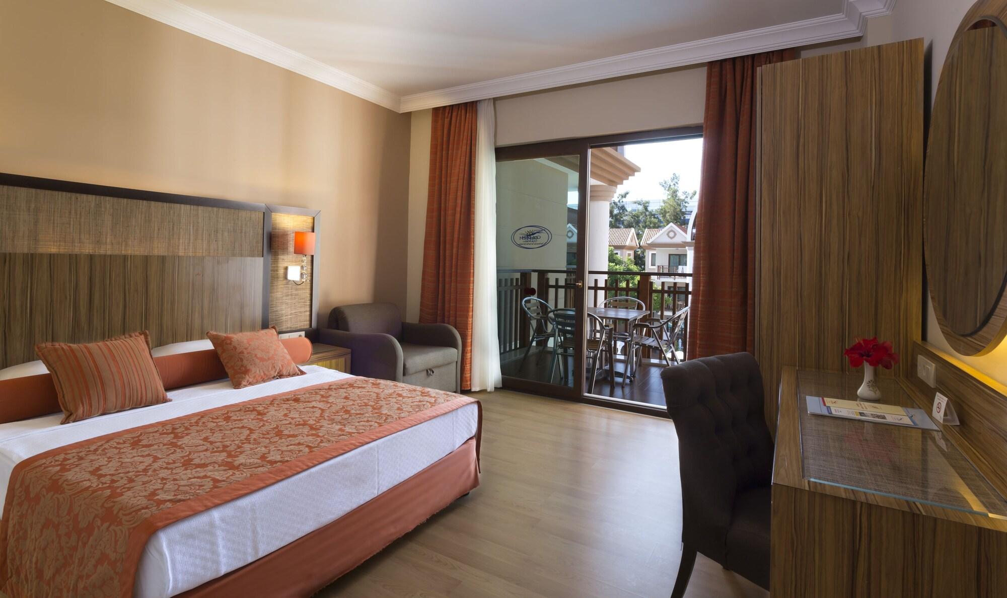 Club Dem Spa & Resort Hotel โคนัคคลึ ภายนอก รูปภาพ