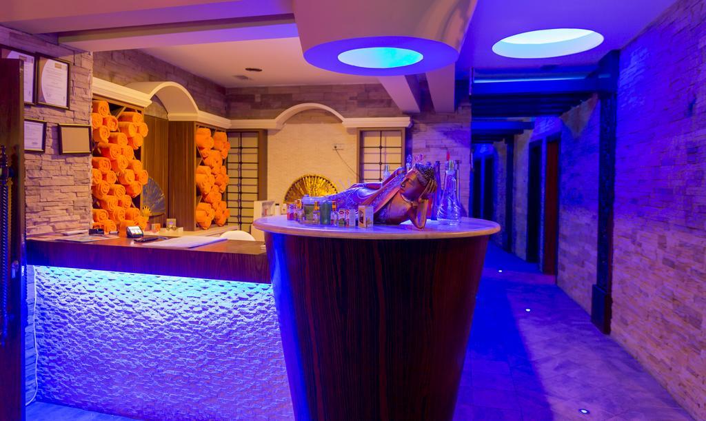 Club Dem Spa & Resort Hotel โคนัคคลึ ภายนอก รูปภาพ